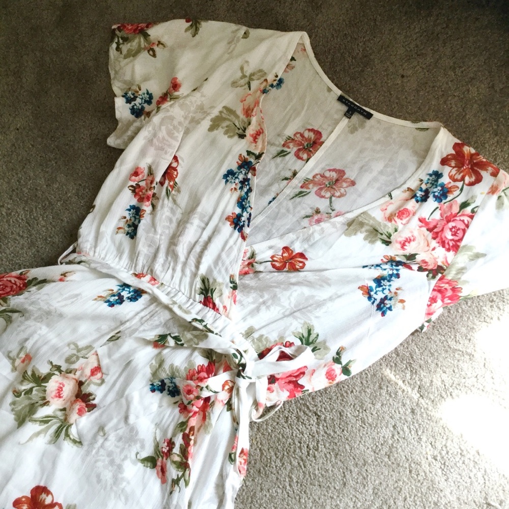 White Floral Hi Low Maxi